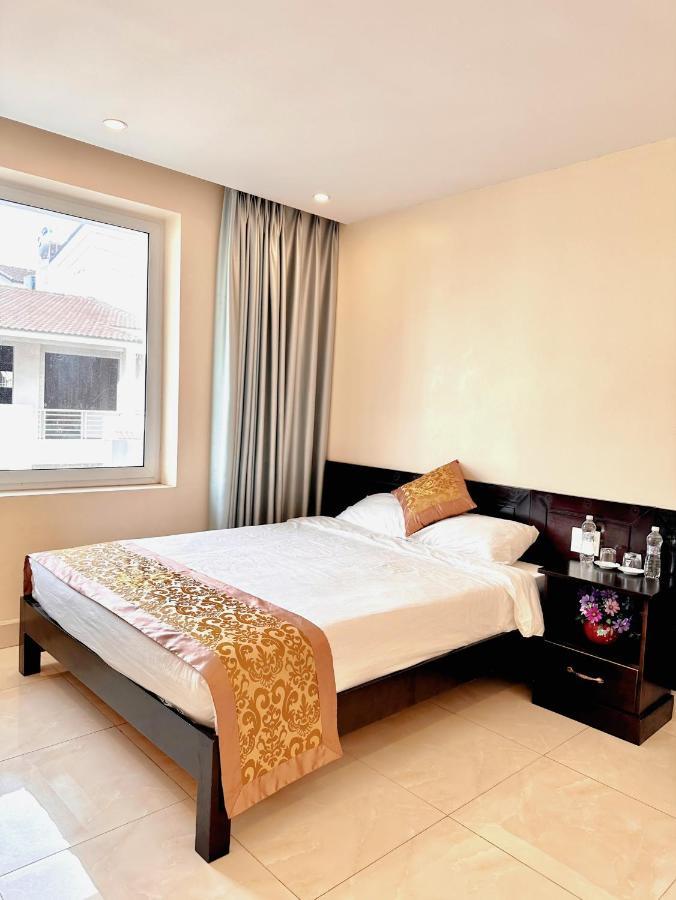 Tuan Chau - Phuong Dong Motel Ha Long Exterior foto